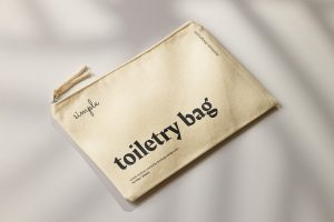 Free Toiletry Bag Mockup PSD