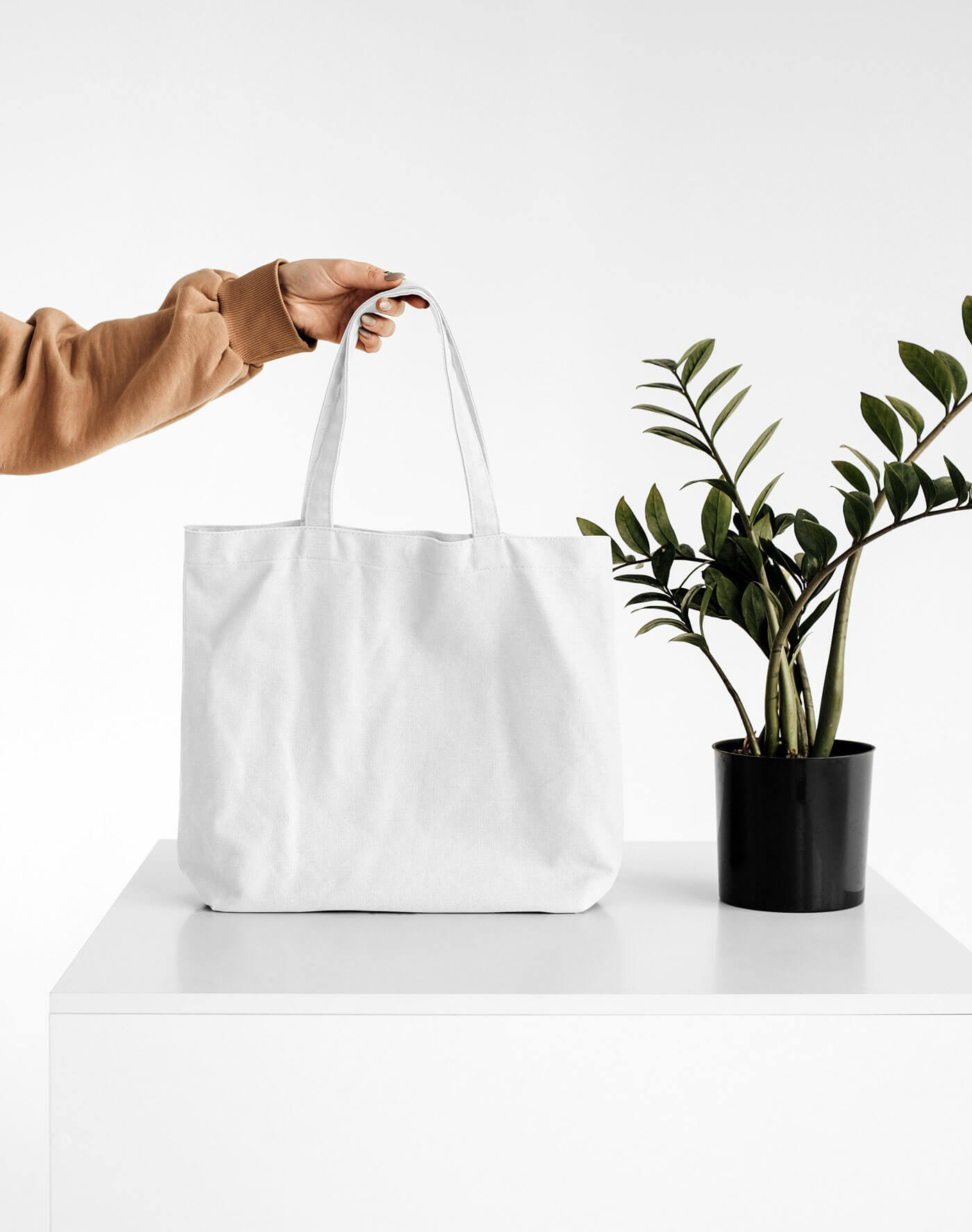 Women Holding Big Canvas Bag Mock up free Free Package Mockups