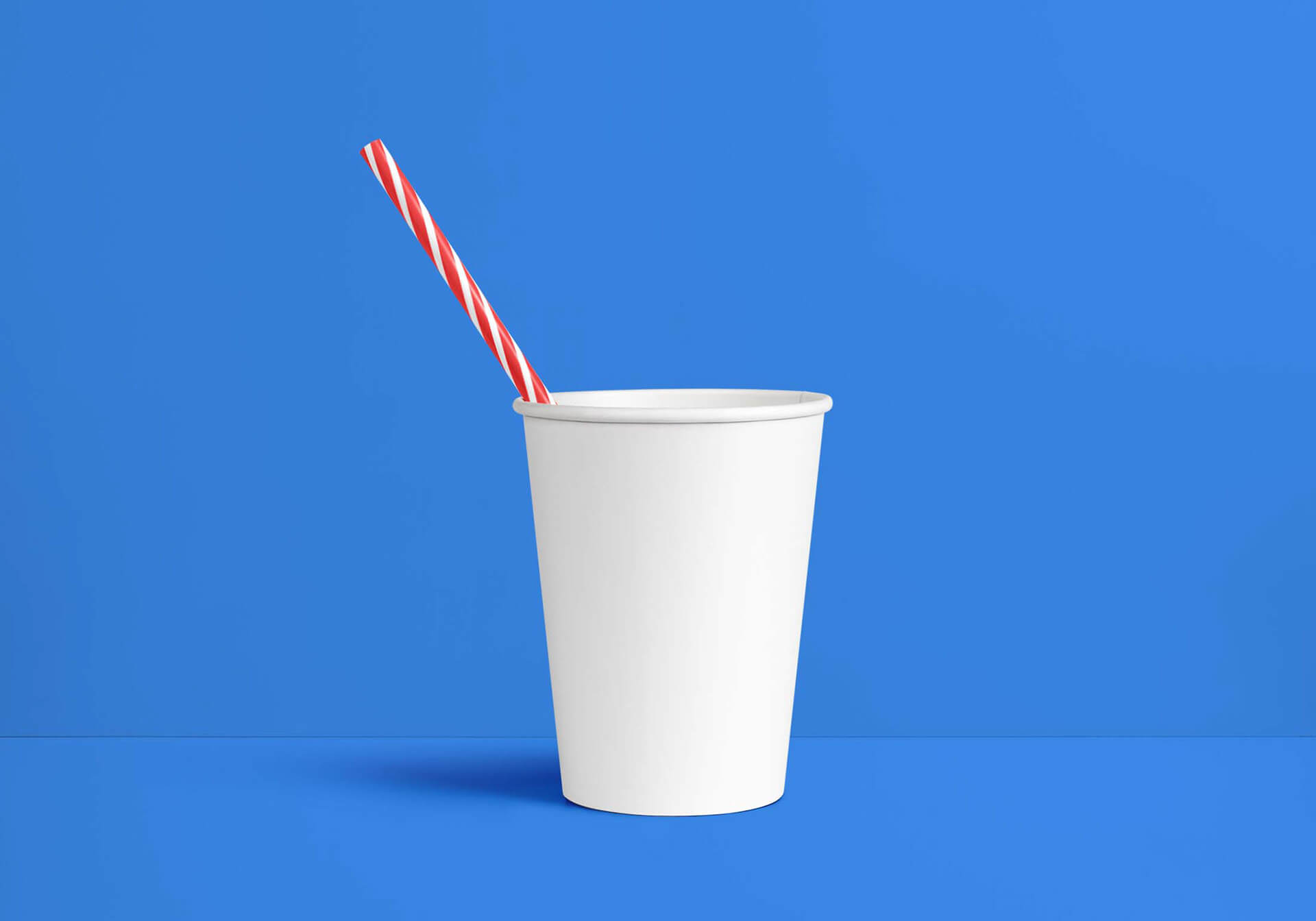 Free Paper Cup Mockup With Straw1