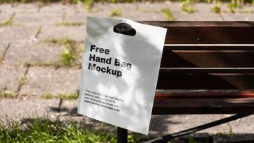 Free Small Eco-Friendly Shopping Bag Mockup PSD