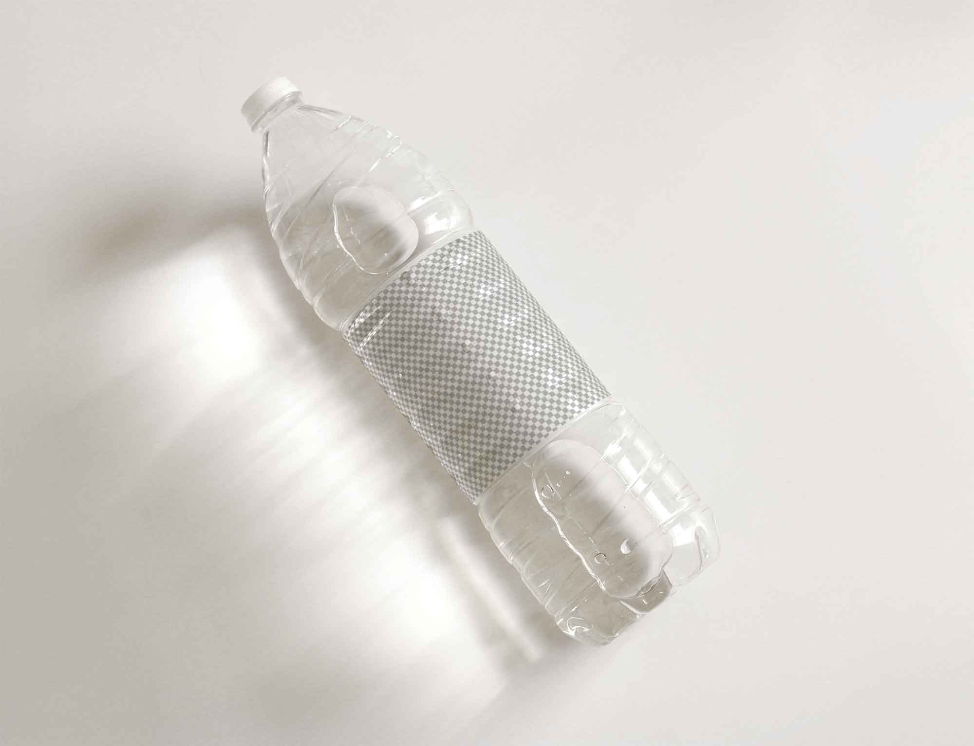 plastic water bottle mockup psd