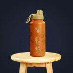 Free Travel Flask Water Bottle Mockup PSD1