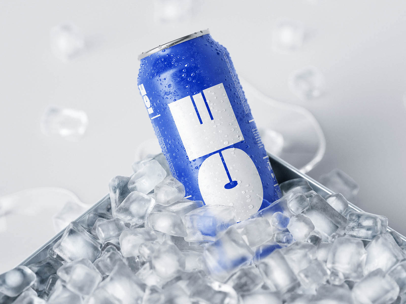 Free Ice Bucket Can Mockup PSD3